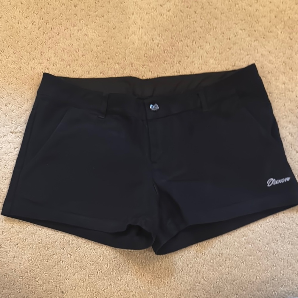 Black short Shorts with velvetyTexture